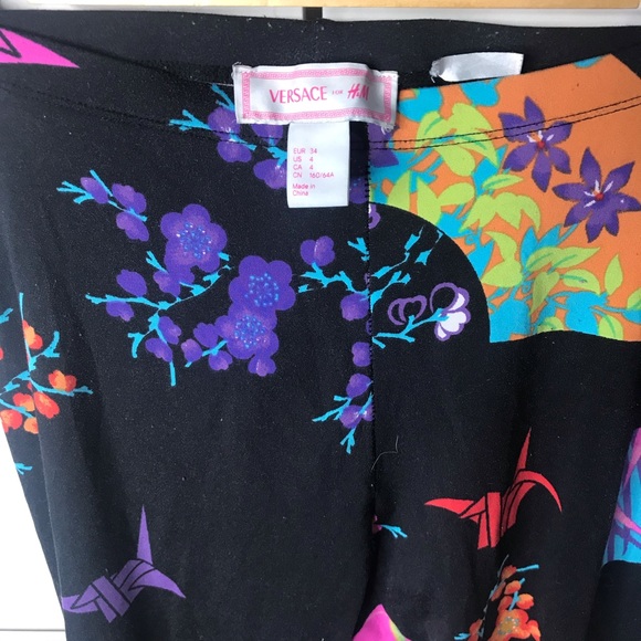 Versace x H&M Jacket and Leggings - Picture 7 of 8